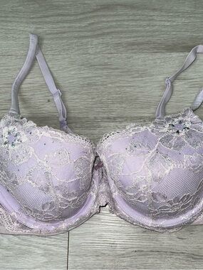 Victorias Secret Body By Victoria Lined Demi Bra 36C Sexy Whimsical Romantic